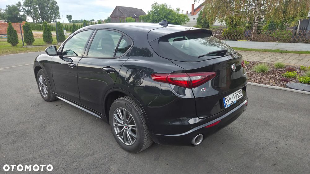 Alfa Romeo Stelvio 2.0 Turbo Q4 - 3