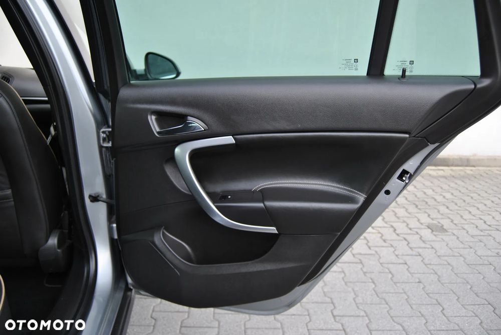 Opel Insignia 2.0 CDTI 4x4 Automatik Sport - 28
