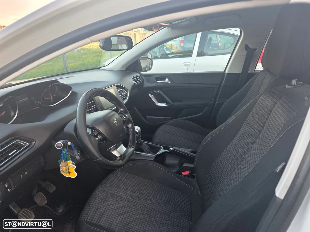 Peugeot 308 SW 1.5 BlueHDi Allure Pack - 12