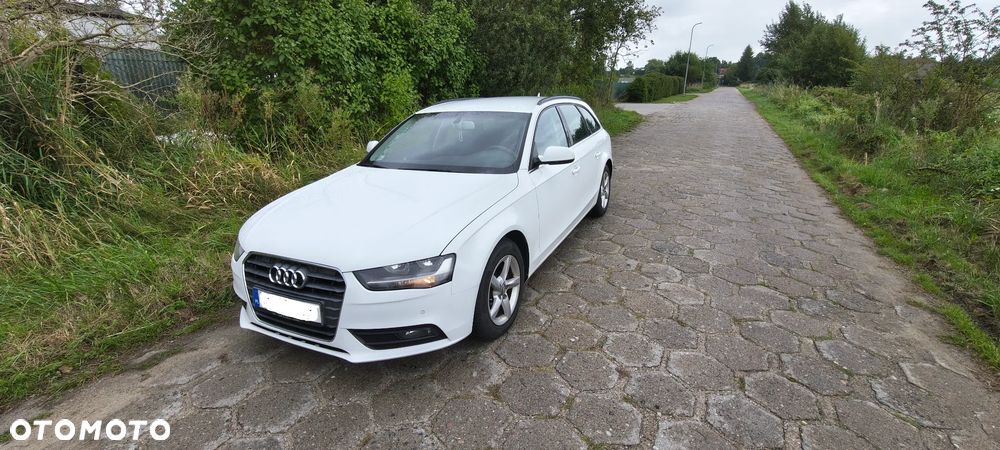 Audi A4 Avant 2.0 TDI DPF multitronic Ambiente - 13