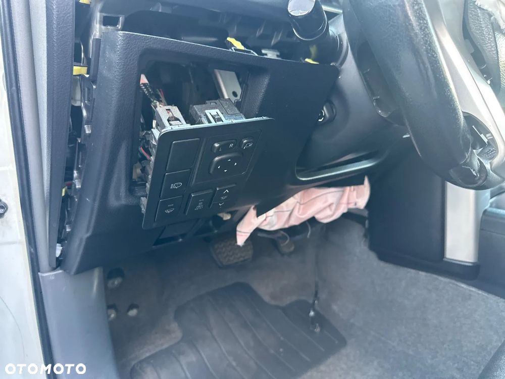 Toyota Land Cruiser LC 3.0 D-4D Prestige - 10