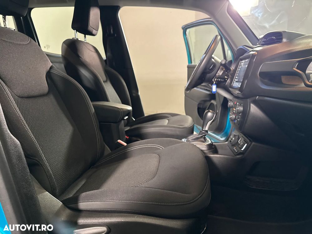 Jeep Renegade - 12