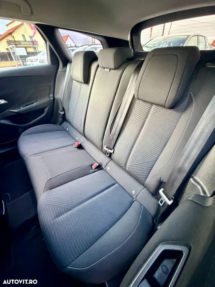 Peugeot 308 1.2 L PureTech Turbo S&S Active - 6