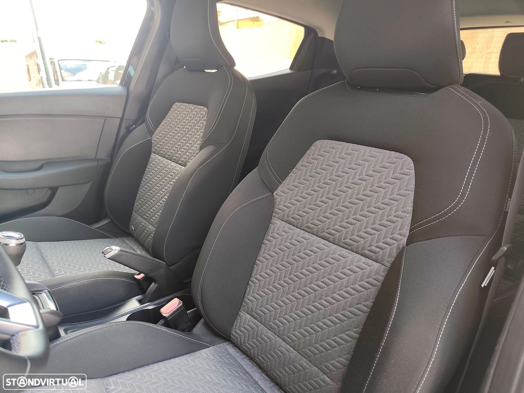 Renault Clio 1.5 Blue dCi Evolution - 34