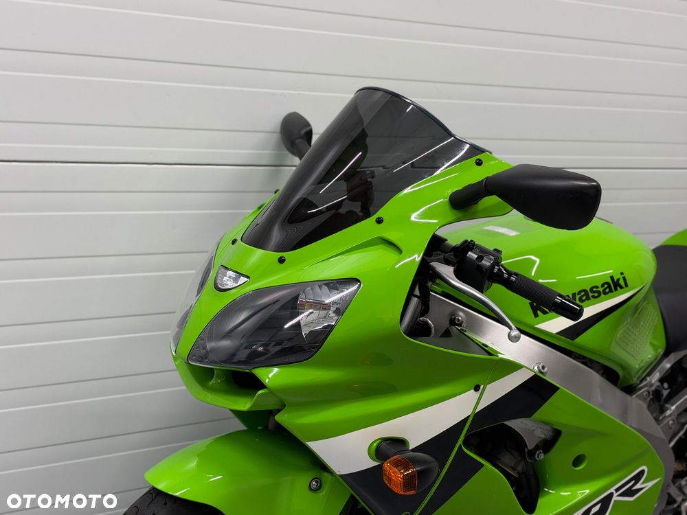 Kawasaki ZXR - 30