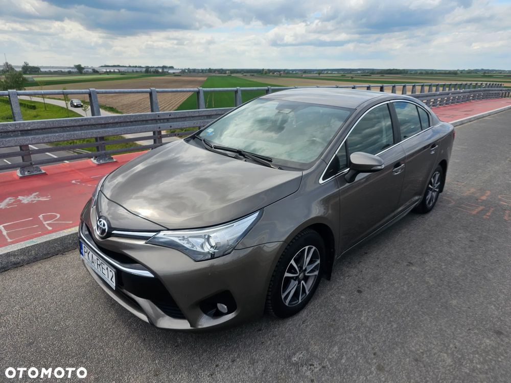 Toyota Avensis 1.8 Active MS - 8