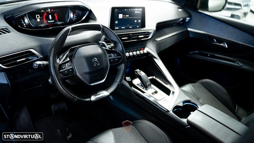 Peugeot 5008 1.5 BlueHDi GT EAT8 - 19