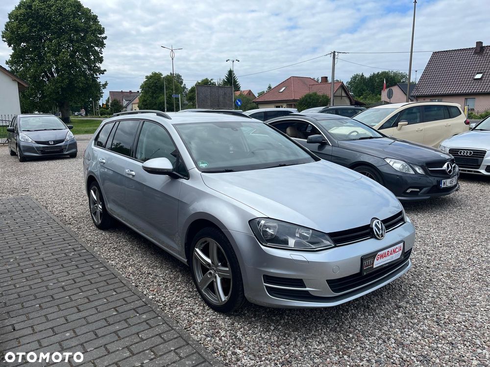 Volkswagen Golf 1.6 TDI DPF BlueMotion - 8
