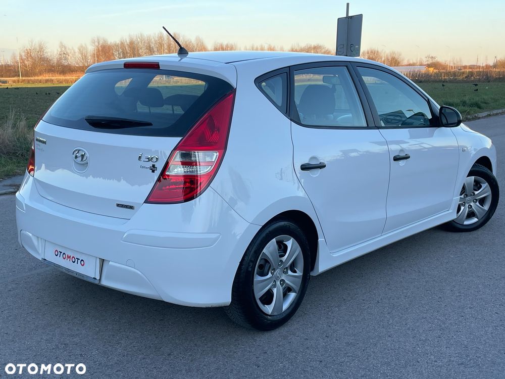 Hyundai i30 1.6 CRDi Blue Classic - 4