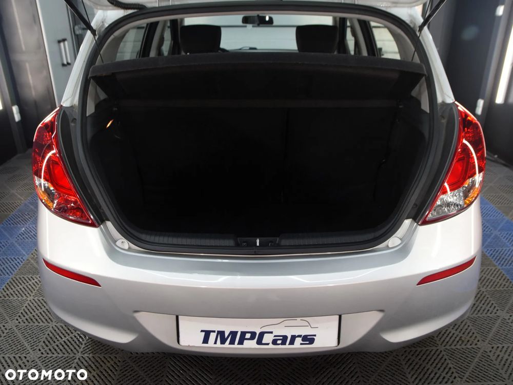 Hyundai i20 1.25 Comfort - 14