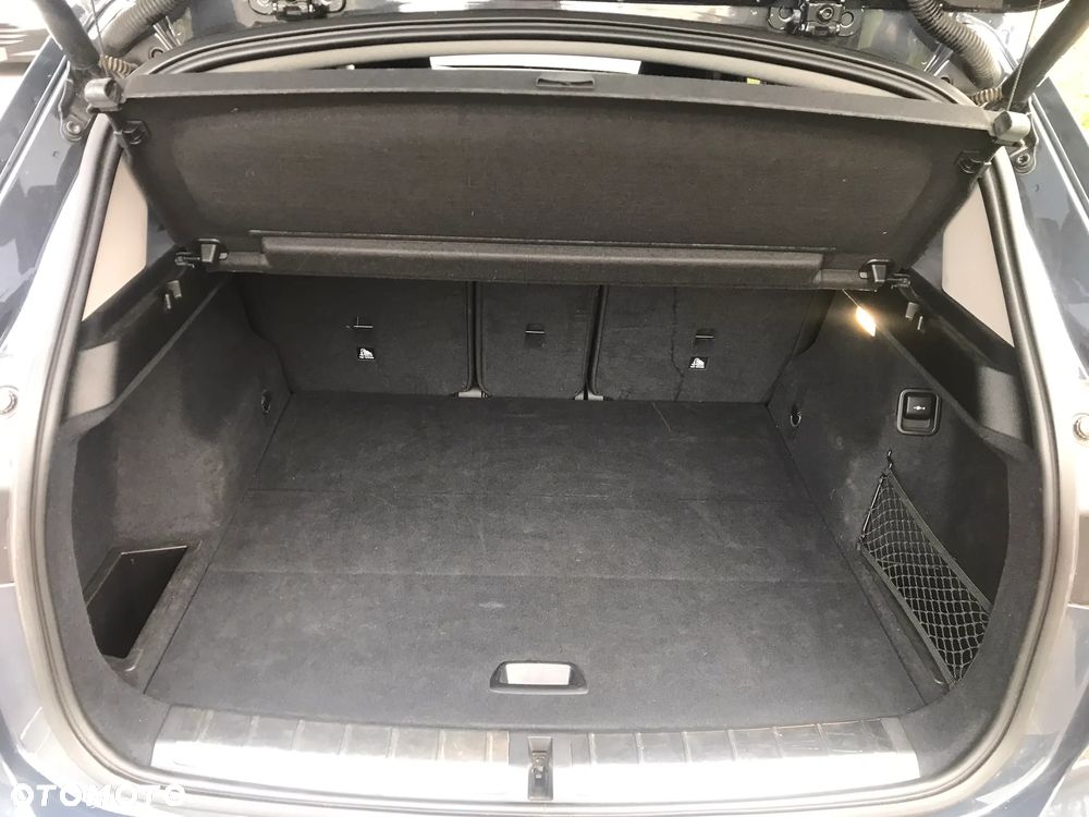 BMW X1 sDrive18d xLine - 14
