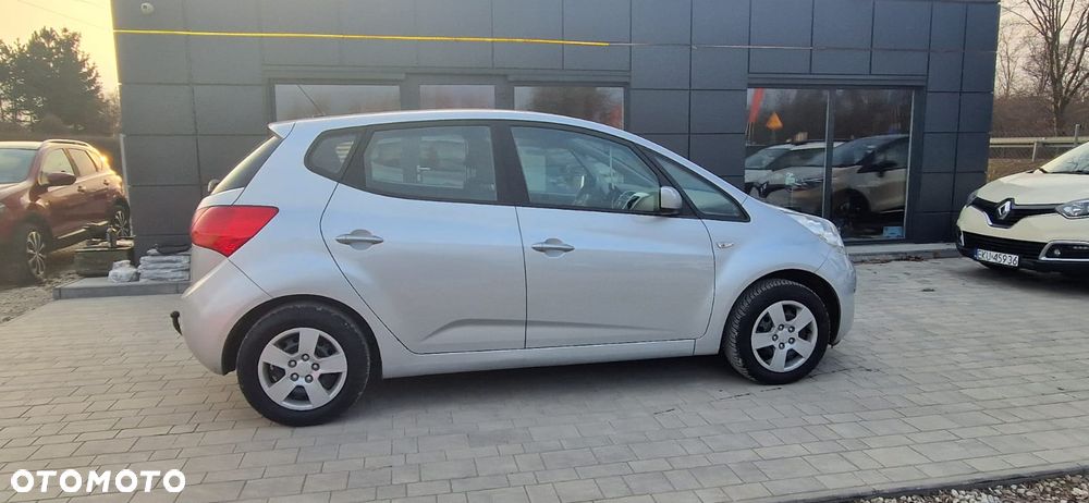 Kia Venga 1.4 CVVT Attract - 4