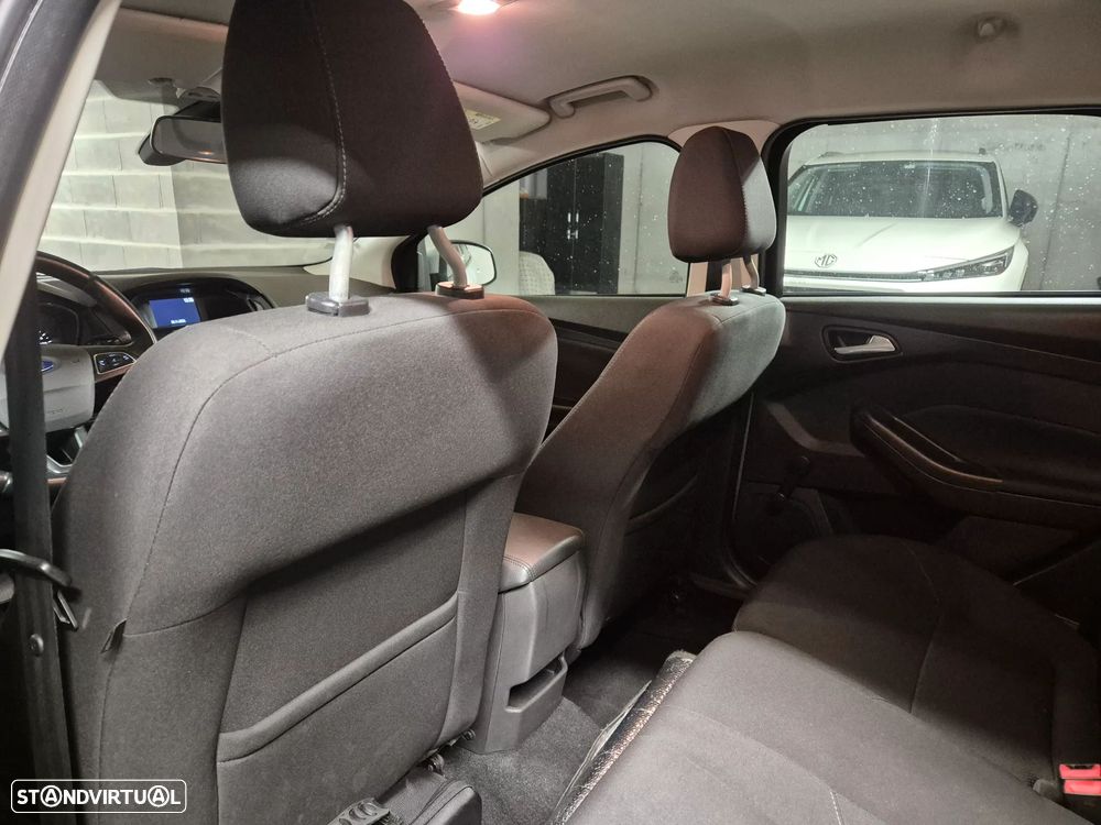 Ford Focus SW 1.5 TDCi Trend+ - 8