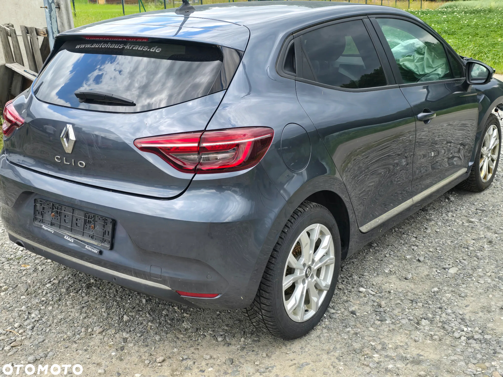 Renault Clio TCe 100 BUSINESS EDITION - 4