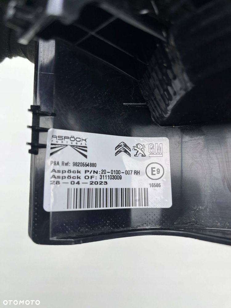 PEUGEOT RIFTER PRAWA LAMPA TYŁ 9820554880 - 11