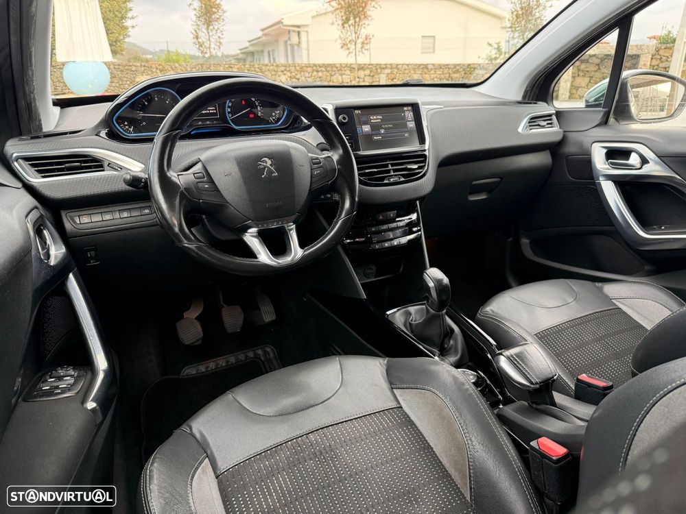 Peugeot 2008 e-HDi FAP 92 STOP & START Allure - 10