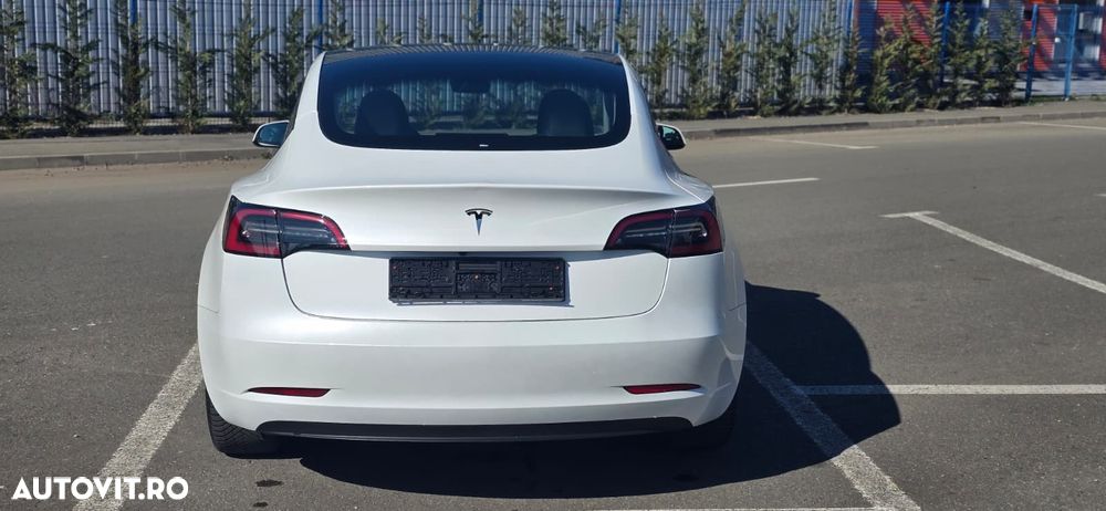 Tesla Model 3 RWD Hinterradantrieb - 3