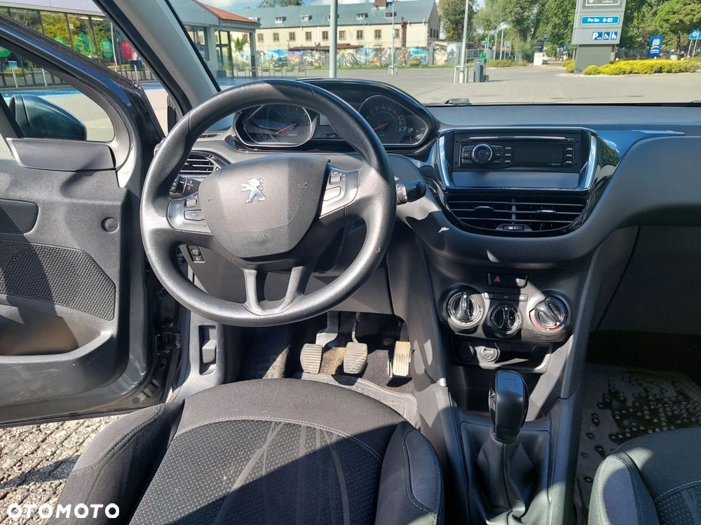 Peugeot 208 1.2 VTi Access - 20