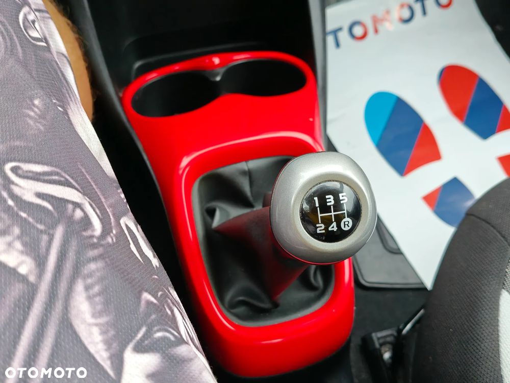 Toyota Aygo - 30