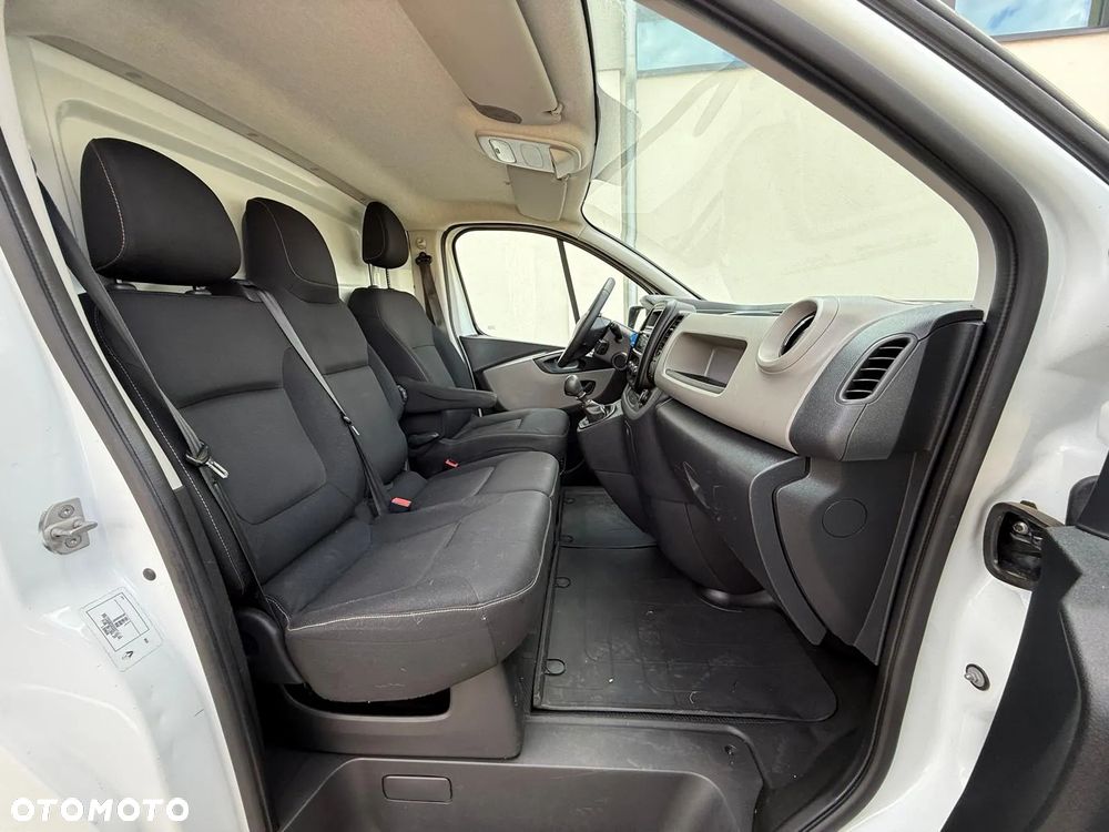 Renault Trafic - 31