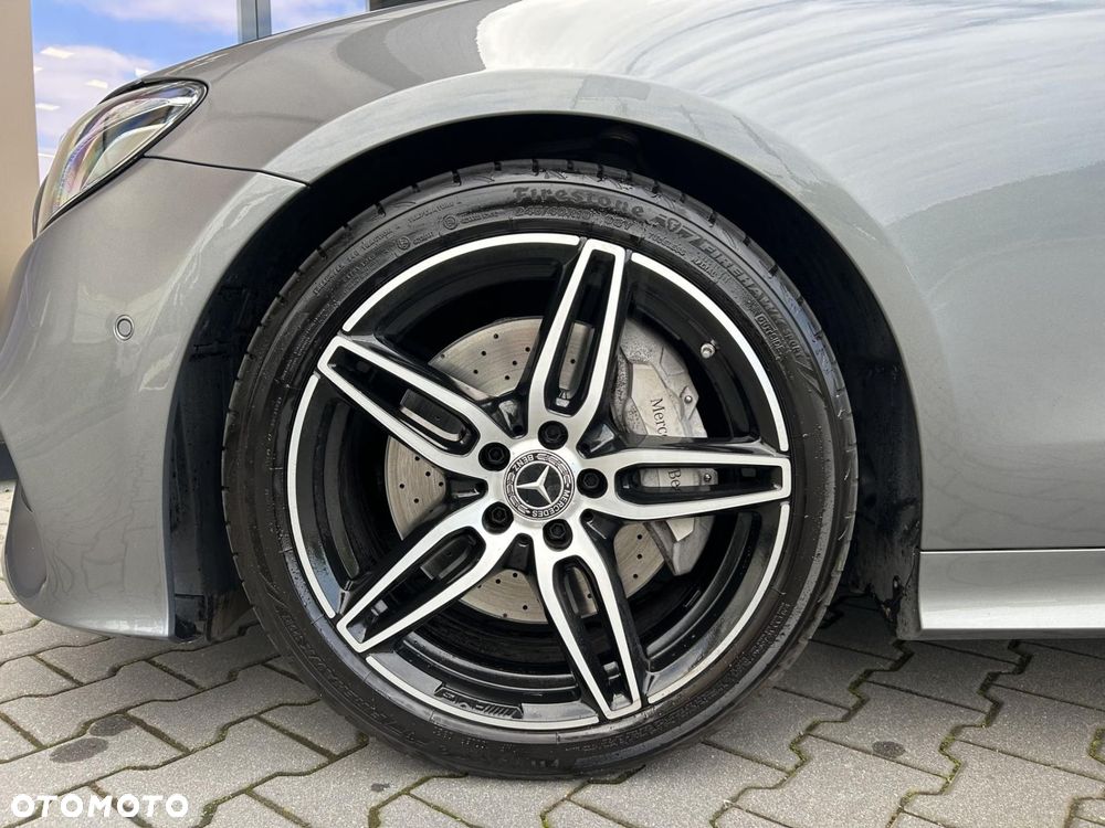 Mercedes-Benz Klasa E - 11