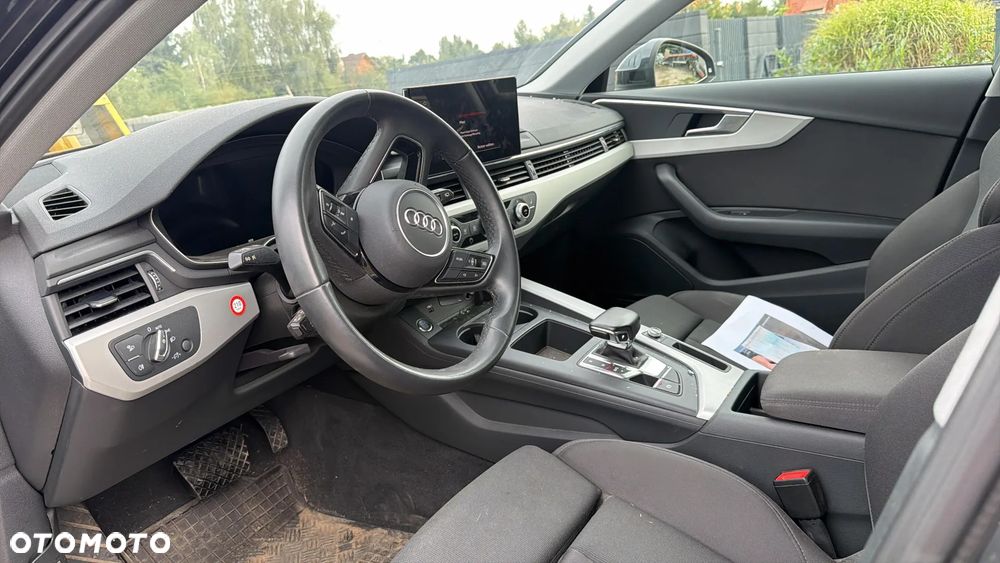 Audi A4 Avant 40 TFSI S tronic - 21