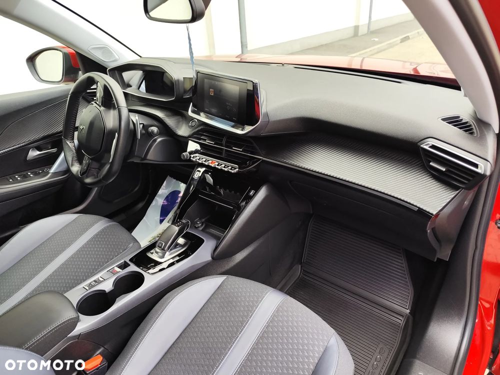 Peugeot 2008 - 17