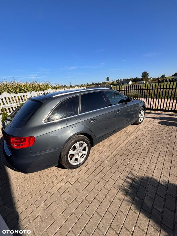 Audi A4 Avant - 6