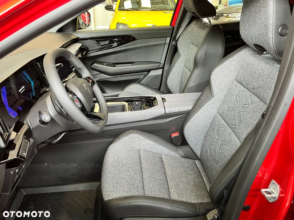 Renault Austral 1.3 TCe mHEV Evolution - 8