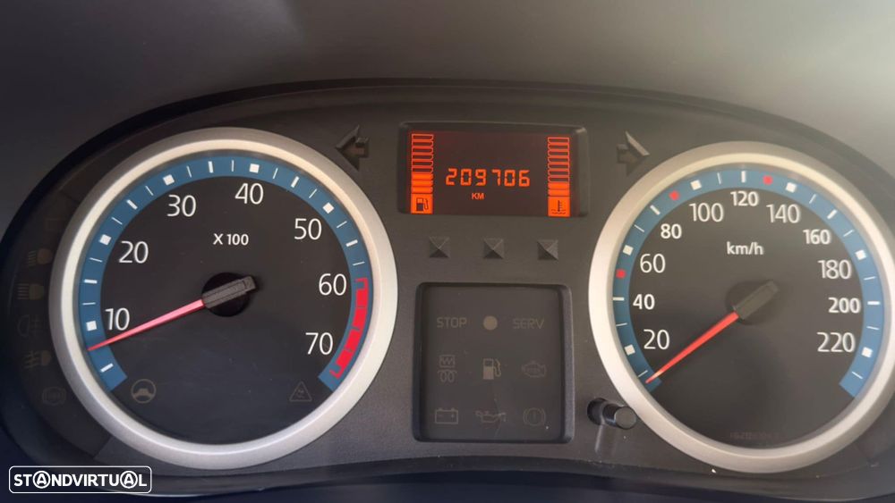 Renault Clio 1.2 16V SE Extreme - 12