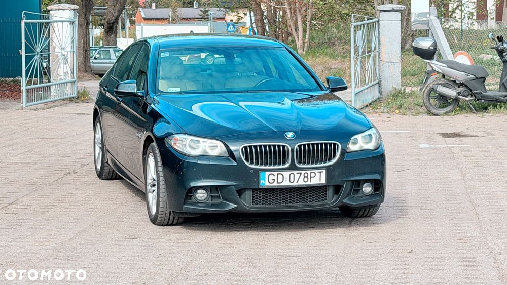 BMW Seria 5 528i xDrive Sport-Aut Luxury Line - 2
