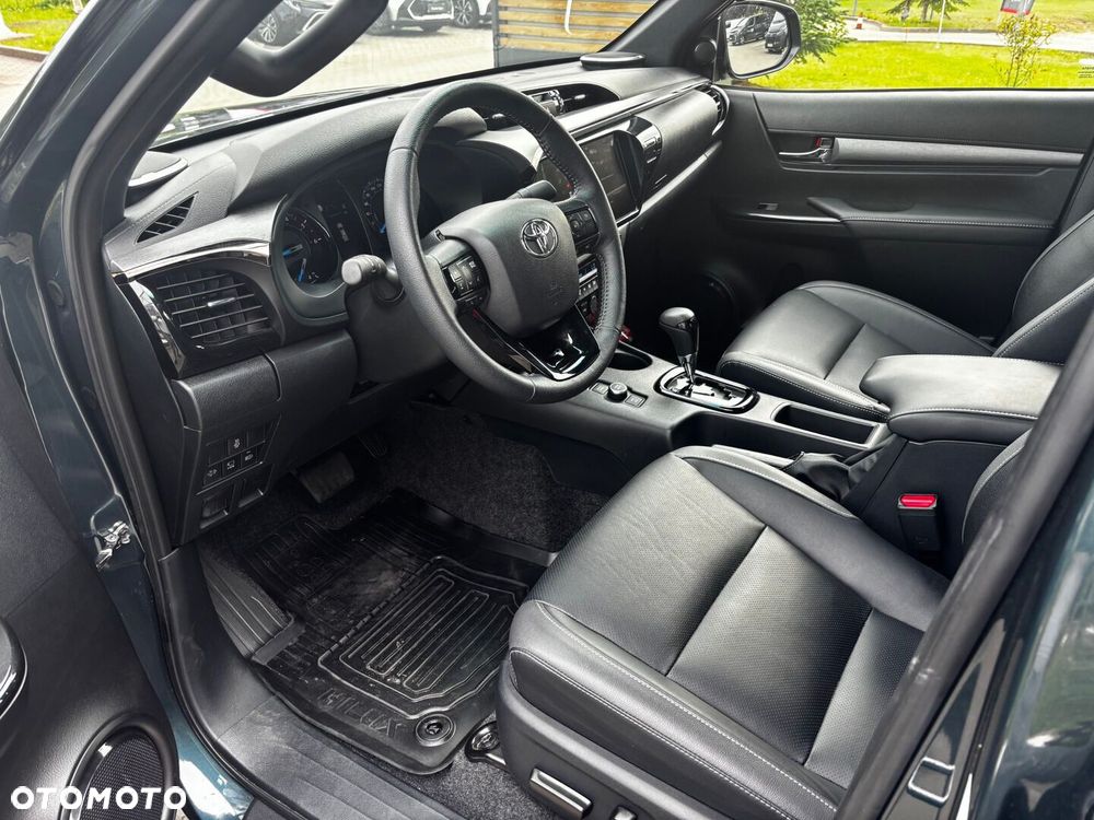 Toyota Hilux 2.8 D-4D mHEV Double Cab Invincible 4x4 - 12
