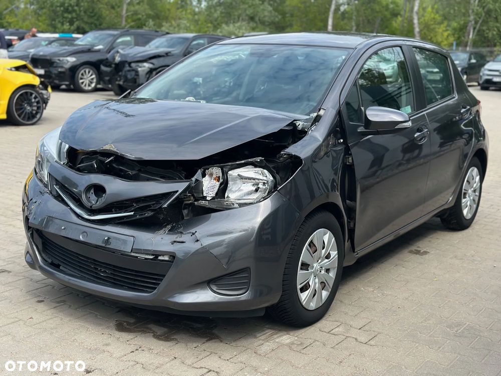 Toyota Yaris - 3