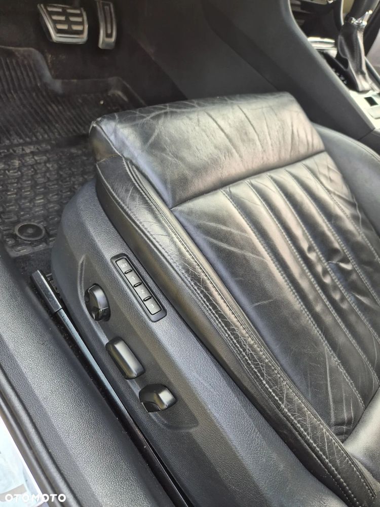 Skoda Superb 2.0 TDI 4x4 L&K DSG - 23