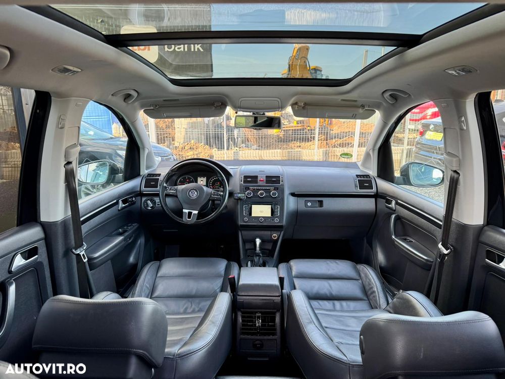 Volkswagen Touran 1.6 TDI DSG Highline - 20
