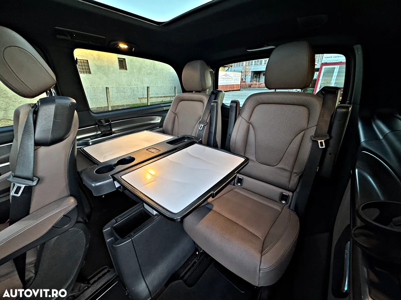Mercedes-Benz V 300 d lang 4Matic 9G-TRONIC Exclusive Edition - 9