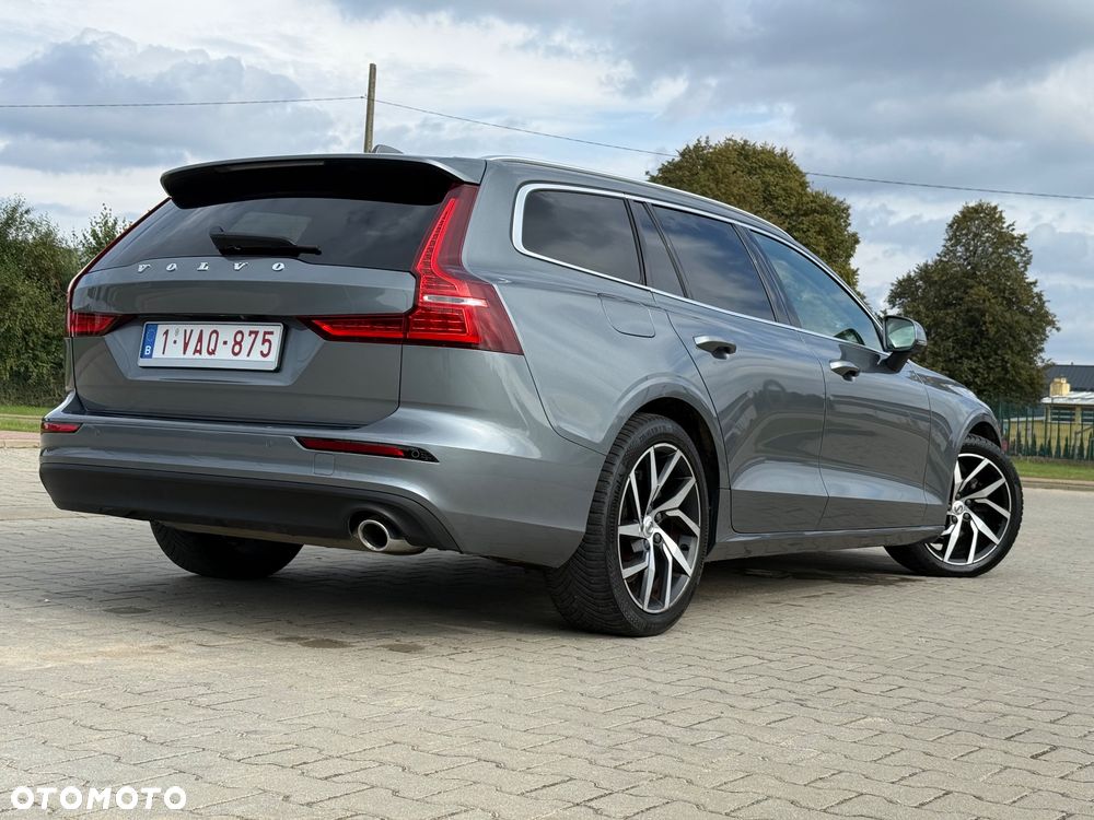 Volvo V60 D3 Momentum Pro - 30