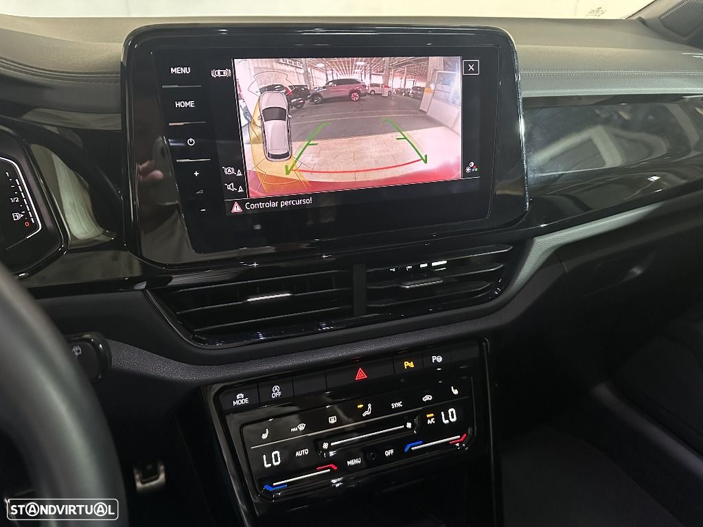 VW T-Roc 1.5 TSI R-Line DSG - 8