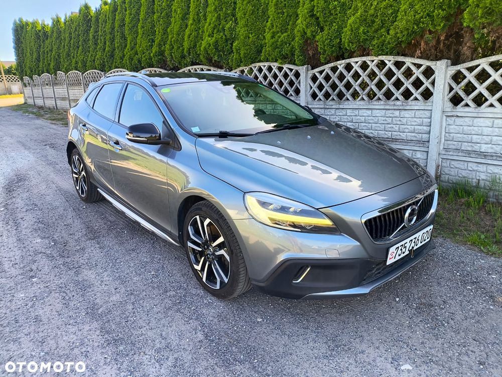 Volvo V40 D3 Momentum - 8