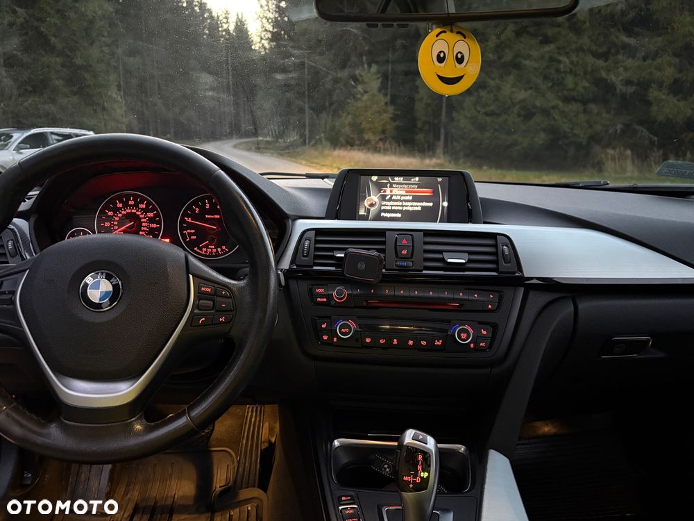 BMW Seria 3 - 16