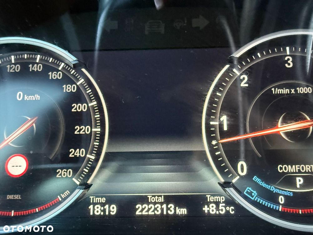 BMW Seria 5 535d xDrive - 8