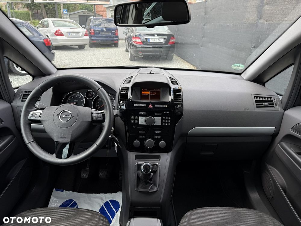 Opel Zafira 1.8 Innovation - 19
