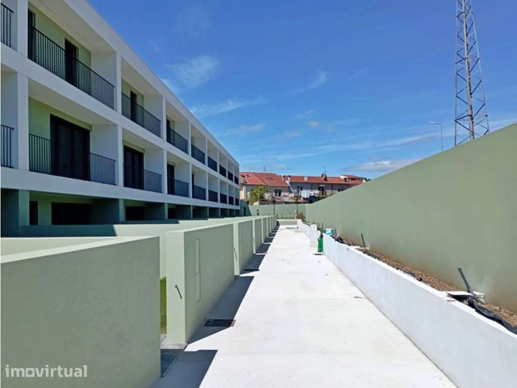 Moradias T4 e T5 em condomínio privado de luxo - Grande imagem: 2/38