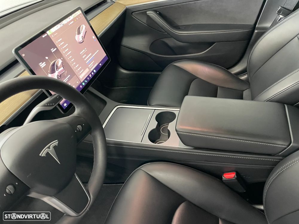 Tesla Model 3 Long Range Tração Traseira - 11