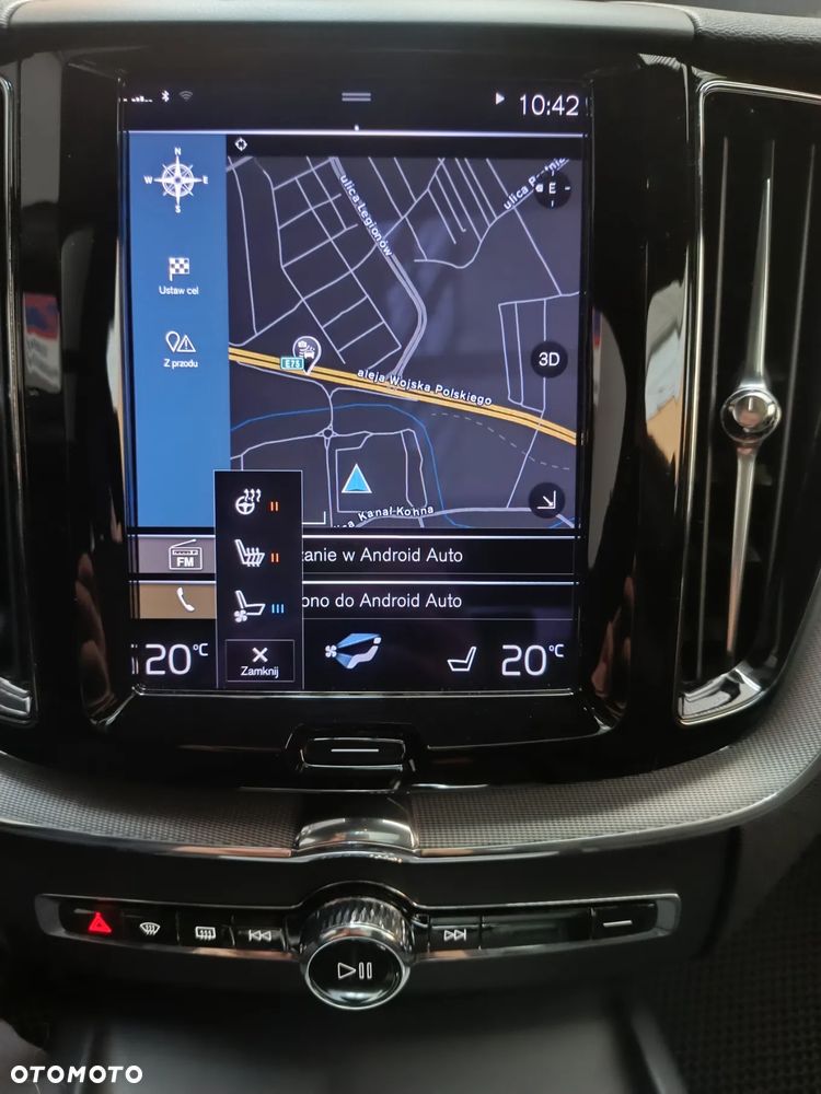 Volvo XC 60 T8 Plug-In Hybrid AWD R-Design - 26