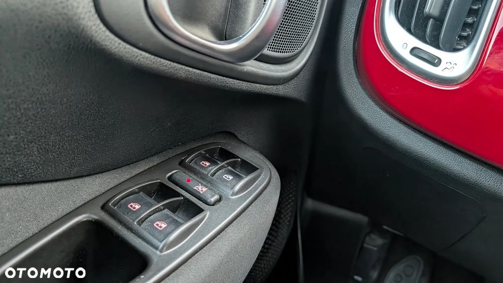 Fiat 500L 1.4 T-Jet 16V Beats Edition - 17