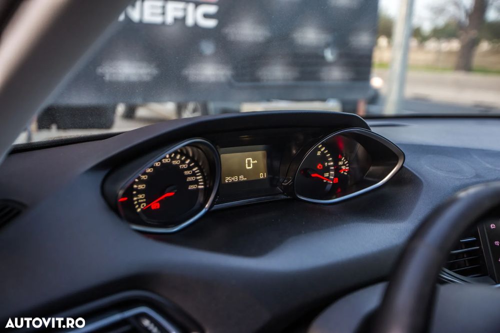 Peugeot 308 - 22