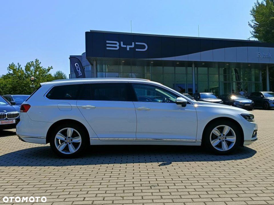Volkswagen Passat - 6