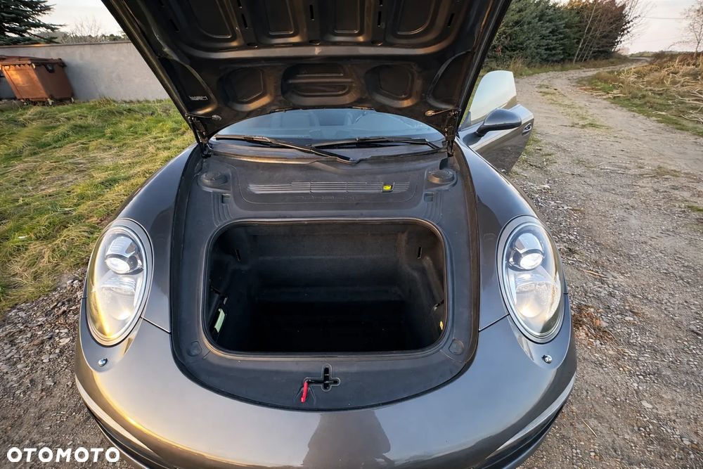 Porsche 911 Carrera PDK - 12