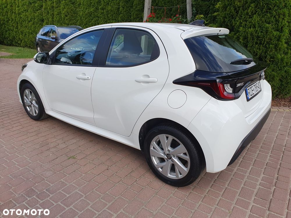 Toyota Yaris - 13